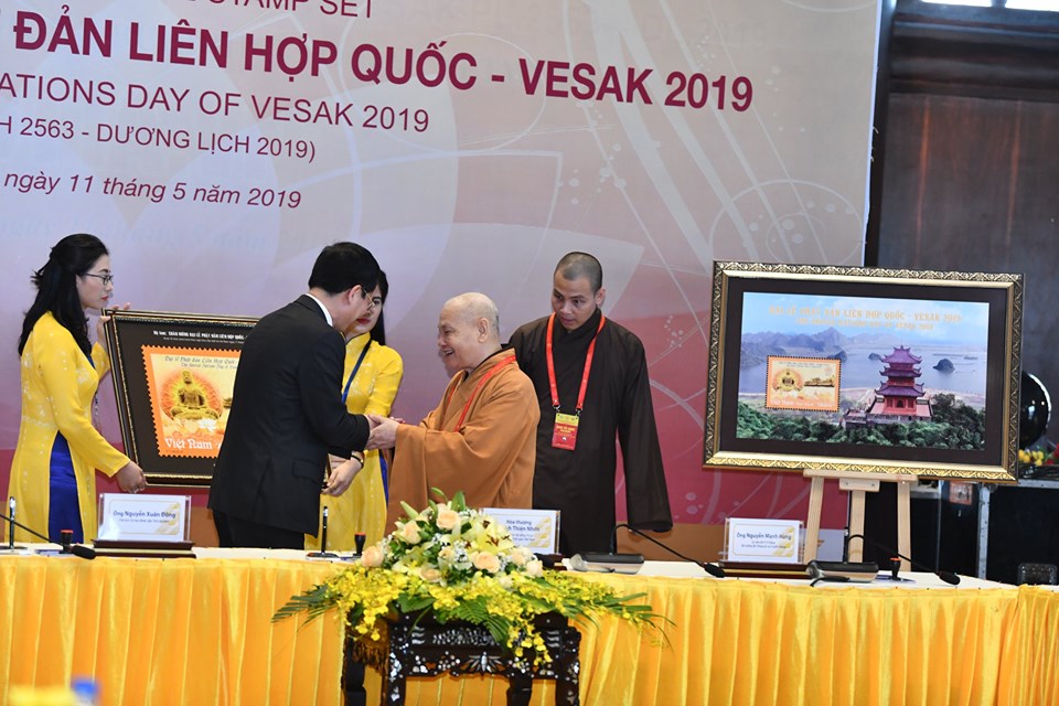 Hà Nam: Lễ ra mắt Tem Bưu Chính chào mừng Đại lễ Vesak LHQ 2019
