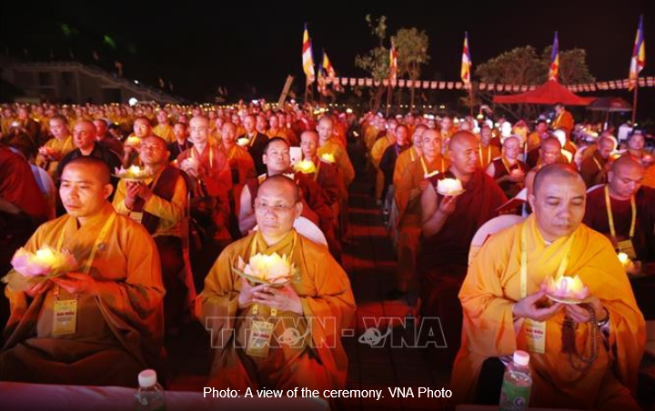 Vesak 2019: Candle-lit procession for world peace